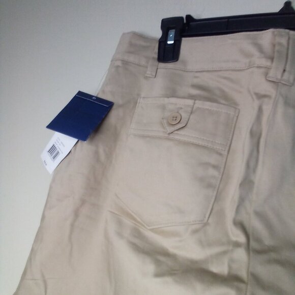 Villager Liz Claiborne Shorts Women 6 Casual Chino Roll Hem Tan - Picture 13 of 14